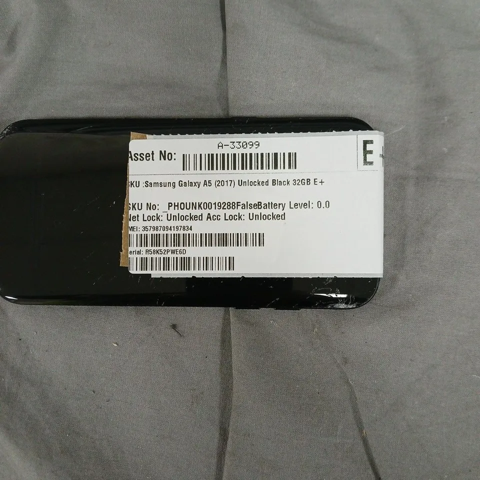 SAMSUNG GALAXY A5 (2017) – BLACK, UNLOCKED, 32GB