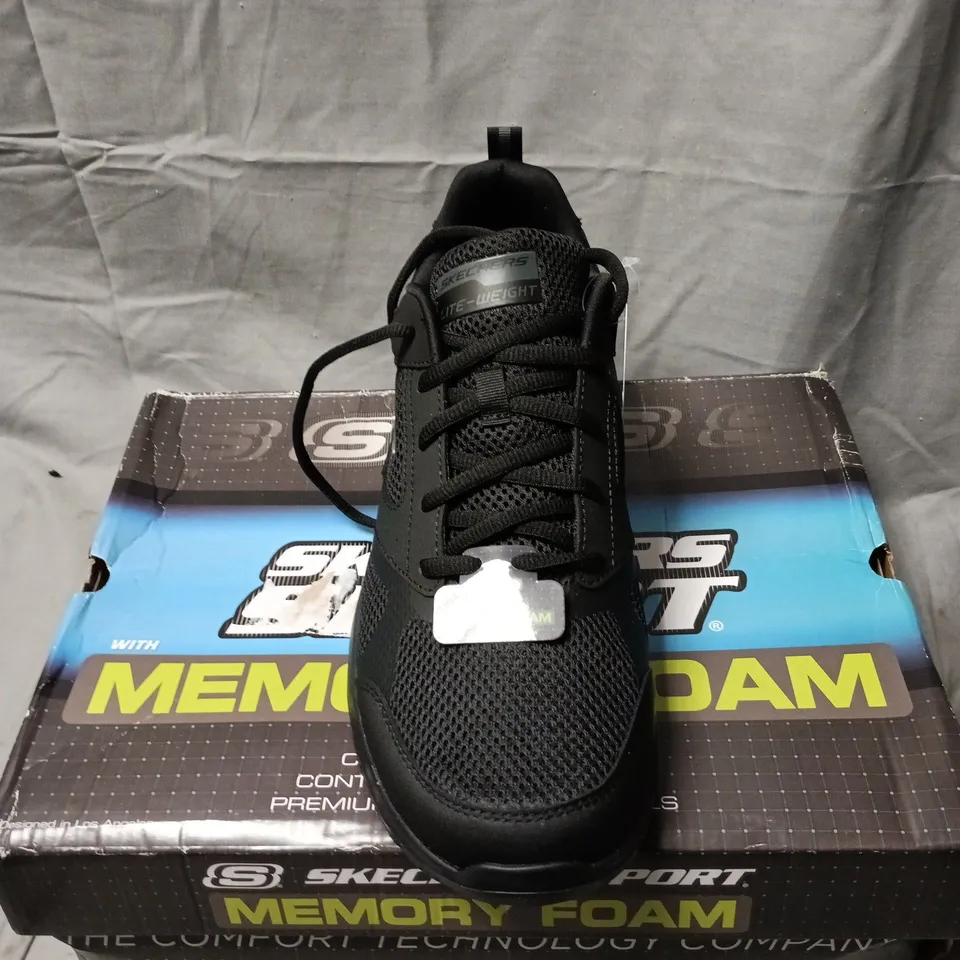 SKECHERS SPORT MEMORY FOAM TRAINERS – BLACK (MEN'S) SIZE 11