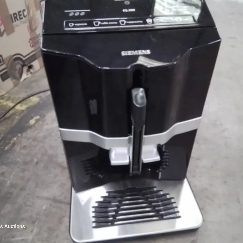 BOXED SIEMANS EQ-300 COFFEE MACHINE