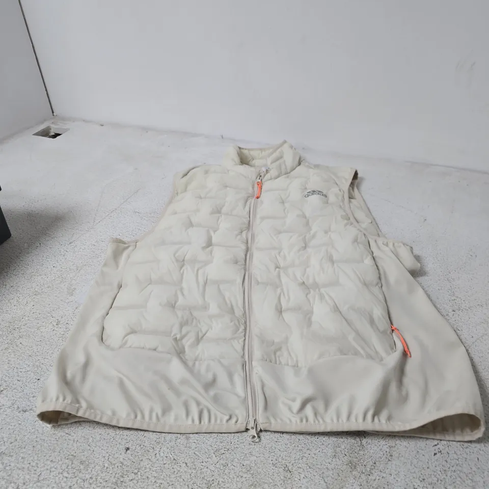 ADIDAS CREAM QUILTED PUFFER VEST – UK 16-18 (L)