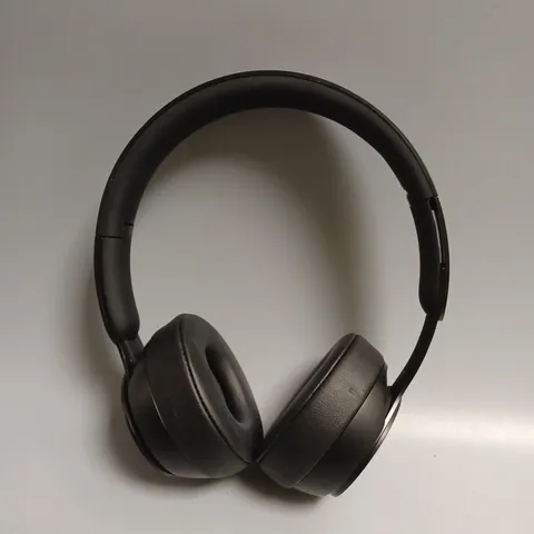 BEATS SOLO PRO WIRELESS OVER EAR HEADPHONES IN BLACK