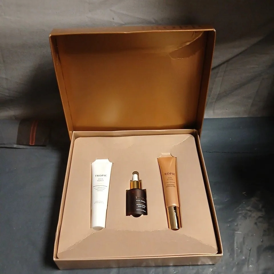 TROPIC SKINCARE 3-PIECE GIFT SET IN BRANDED BOX