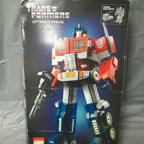 BOXED LEGO TRANSFORMERS OPTIMUS PRIME 10302