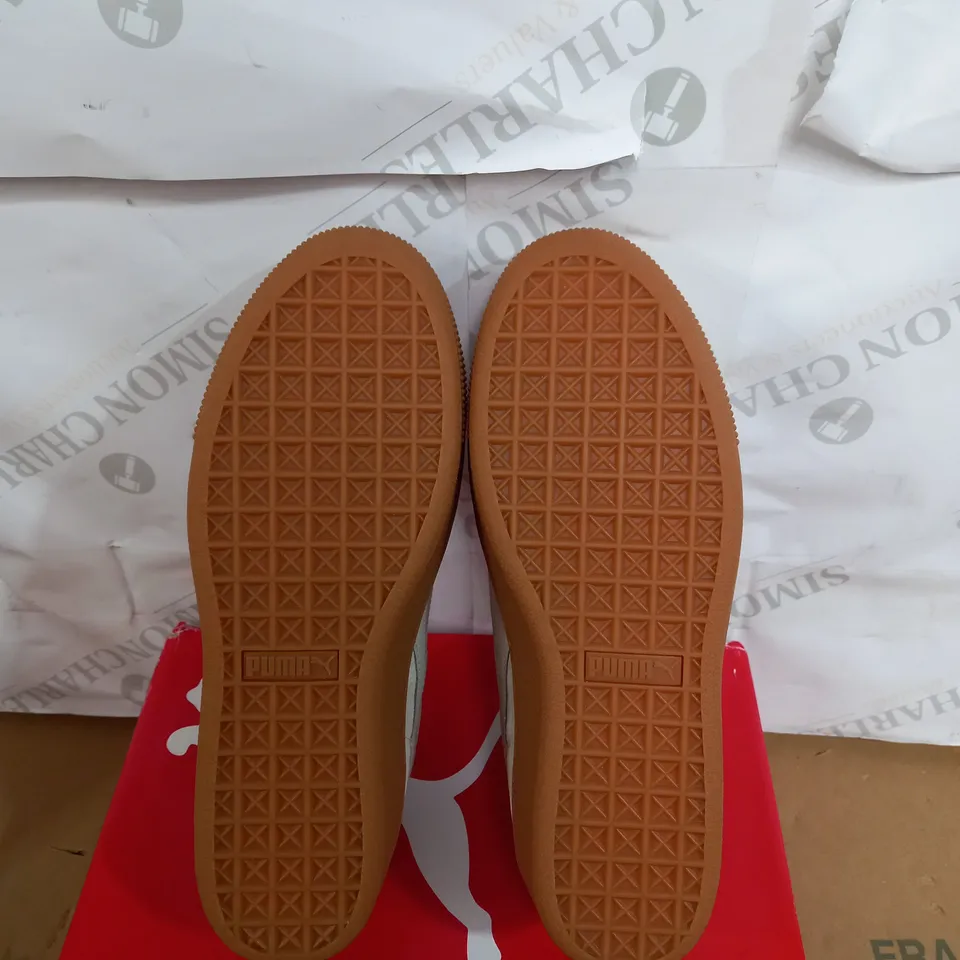 PUMA VIKKY PLATFORM D TRAINERS SIZE 4.5