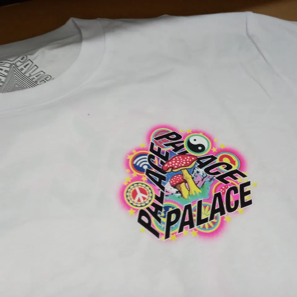 PALACE BUN 5G T-SHIRT - XL