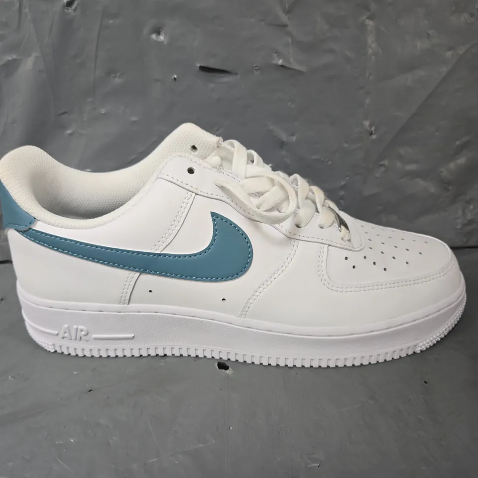 UNBOXED PAIR OF NIKE AF1 TRAINERS IN WHITE/BLUE - UK 8