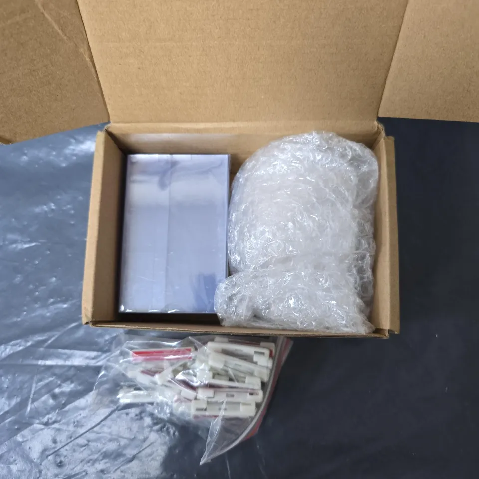 HICARER 25-PACK MAGNETIC NAME BADGE KIT FOR WORK, CONFERENCE & EXHIBITION (DO NOT SEPARATE)