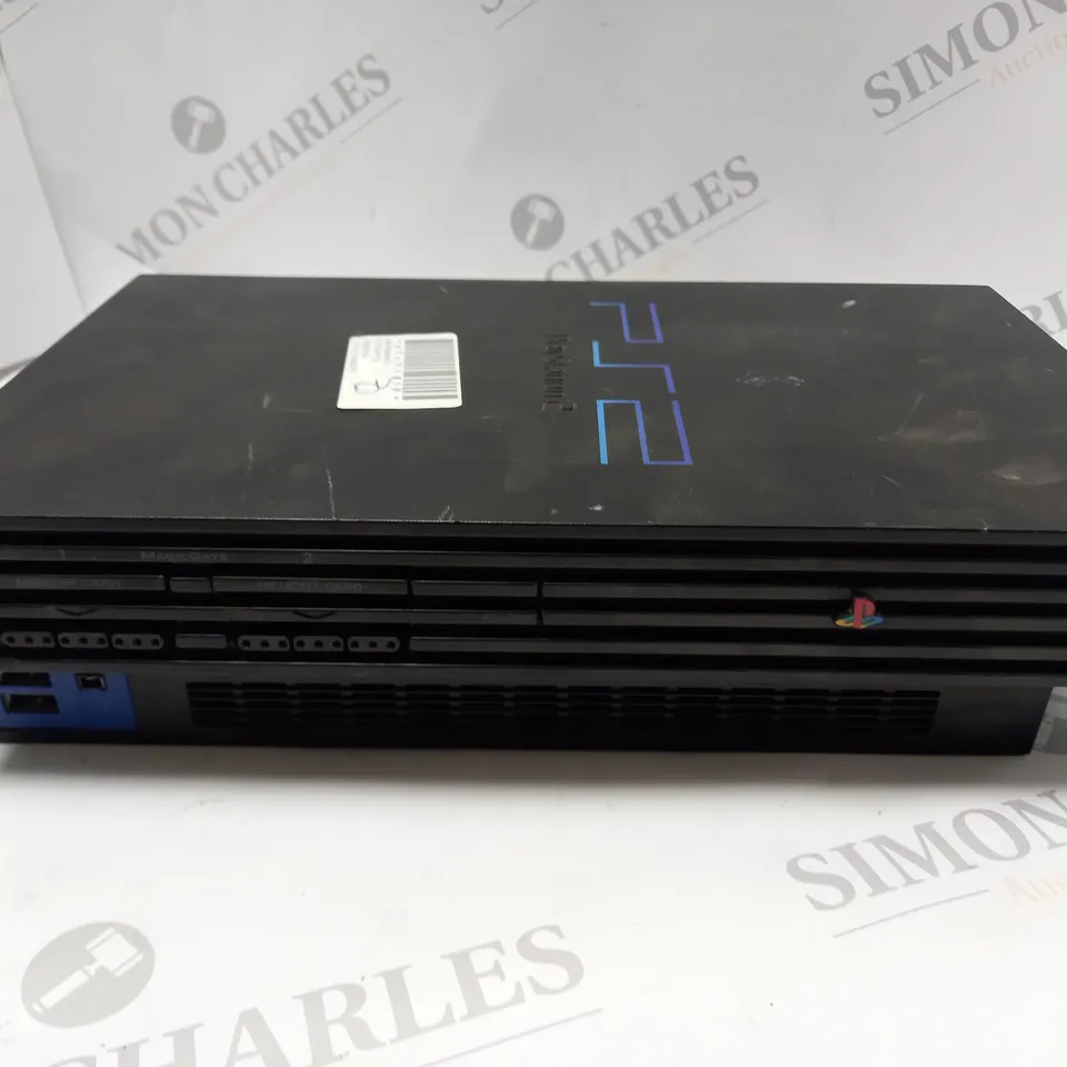 SONY PLAYSTATION 2 IN BLACK
