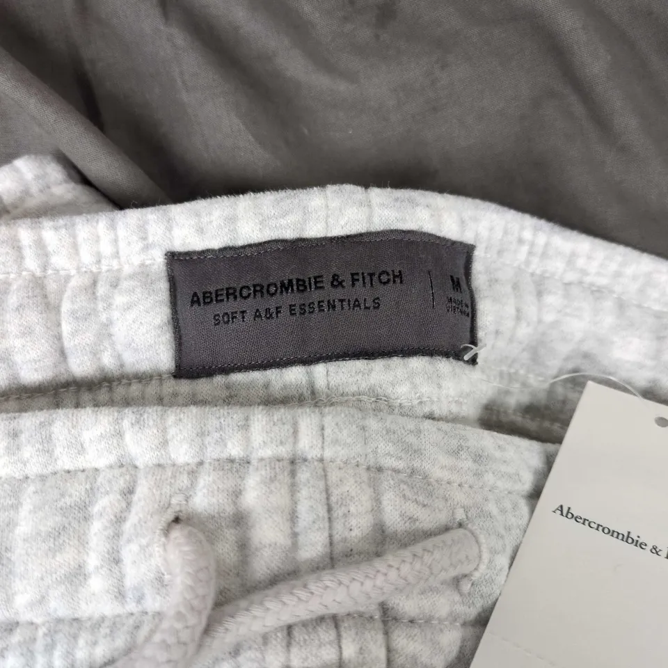 ABERCROMBIE & FITCH SOFT ESSENTIALS HOODIE – GREY – SIZE M