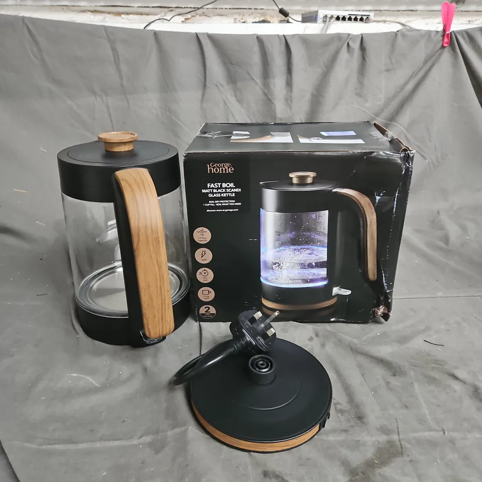 BOXED HOME FAST BOIL MATT BLACK SCANDI GLASS KETTLE - COLLECTION ONLY RRP £30