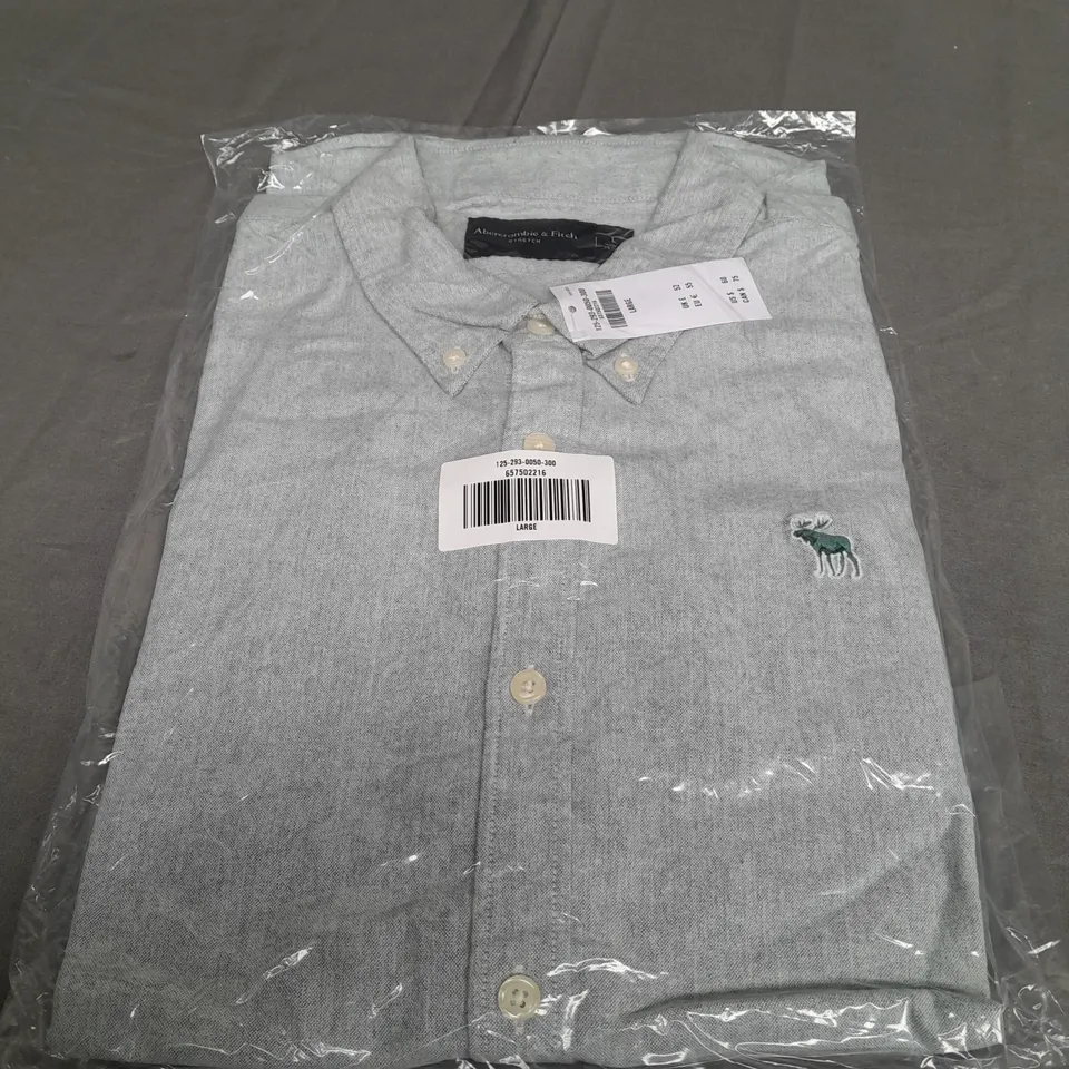 SEALED ABERCROMBIE & FITCH MINT GREEN SHIRT - LARGE