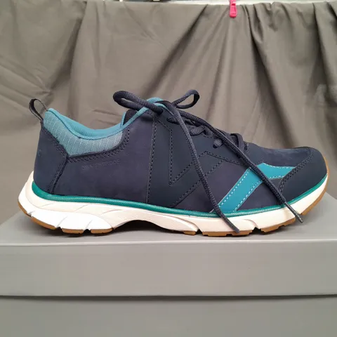 BOXED PAIR OF VIONIC BLUE TRAINERS - SIZE 7