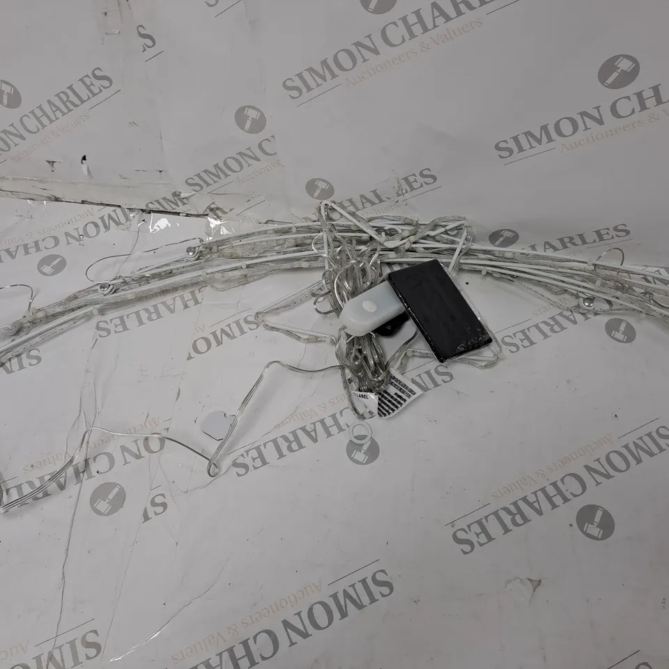 113cm WALL MOUNTED TREE WITH REMOTE CONTROL RRP £49.99