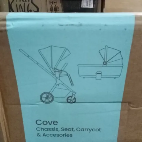 BOXED SILVER CROSS COVE STROLLER & CARRYCOT 