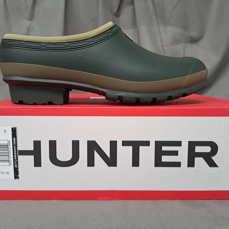 BOXED PAIR OF HUNTER MENS GARDENING CLOGS IN GREEN UK SIZE 10