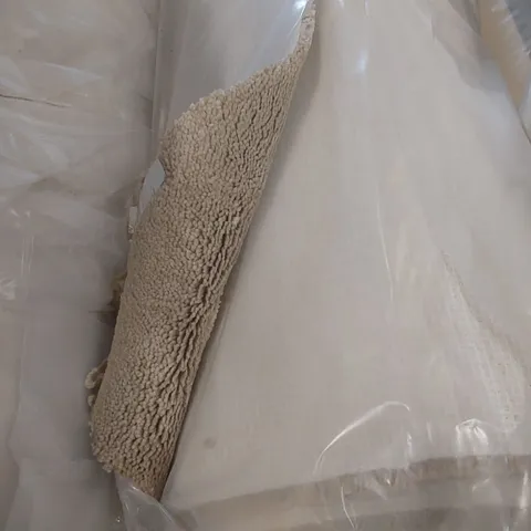 ROLL OF QUALITY HIGHGATE FINESSE BELLIN CARPET - APPROXIMATELY 4.39 x 4m