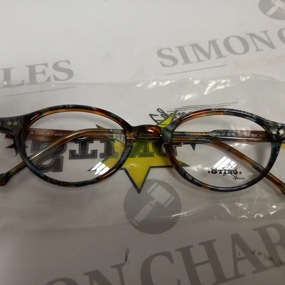 APPROX 10 DERIGO STING GLASSES 