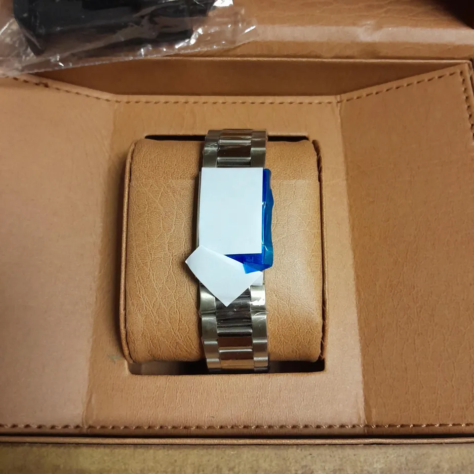 BOXED HELMA DH GENTS STAINLESS STEEL WRISTWATCH