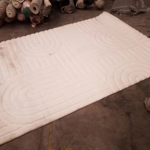 QUALITY DESIGNER AREA RUG - APPROXIMATELY 200×280CM