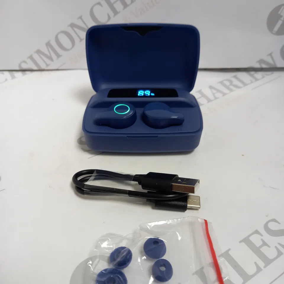 BOXED UNBRANDED WIRELESS EARPHONES BLUE