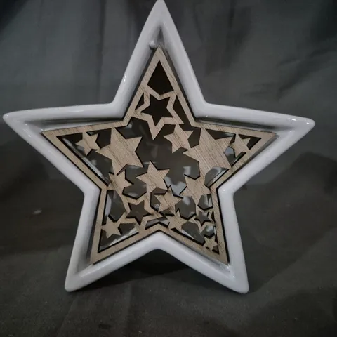 BOXED 16 CM LIGHT UP CERAMIC STAR CHRISTMAS DECORATION