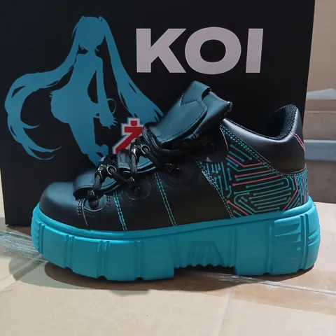 BOXED KOI HATSUNE MIKU ANDROID CHUNKY TRAINERS IN BLACK - UK3