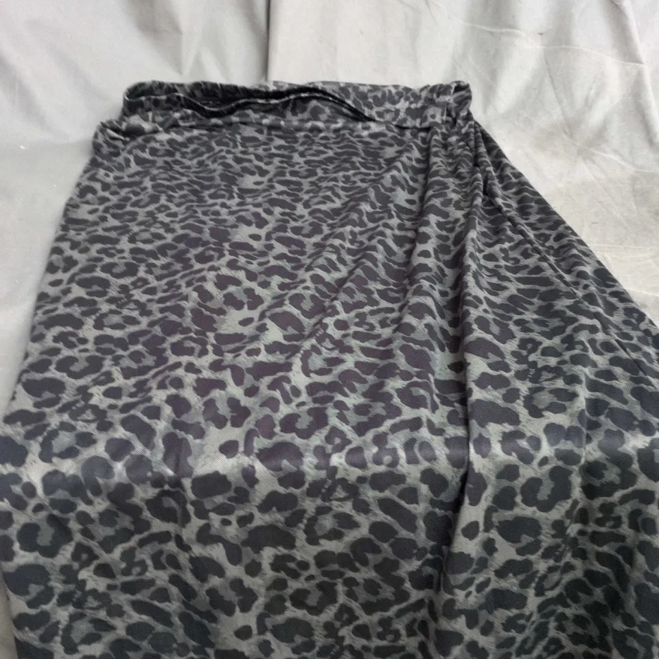 BOX OF APPROXIMATELY 25 ASSORTED CLOTHING ITEMS INCLUDING SOL SKIN GLOVES , BLACK TRACKSUIT BOTTOMS AND ANIMAL PRINT SKIRT 