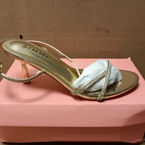 BOXED PAIR OF SLIMMI LONDON WIDE FIT YASMIN EMBELLISHED HEELS IN GOLD COLOUR - UK 4