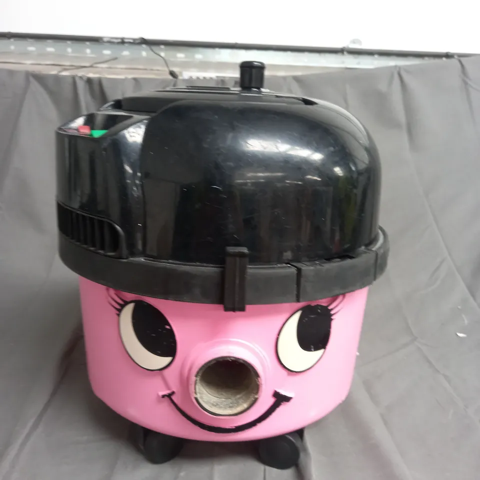 HETTY HOOVER - PARTS MISSING