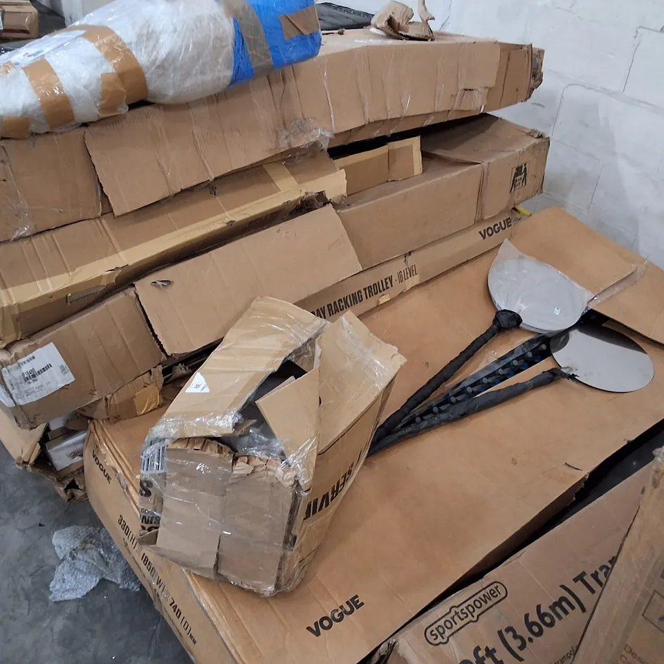 PALLET CONTAINING ASSORTED NISBIT PRODUCTS & PARTS INCLUDING BAKING TRAY RACKING TROLLEY & PLATE RACK