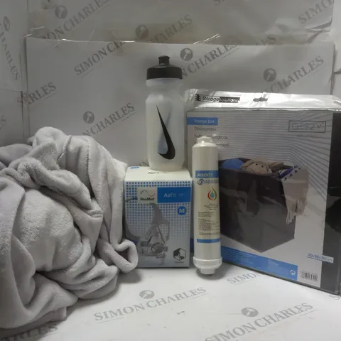 BOX OF APPROXIMATELY 20 ASSORTED ITEMS TO INCLUDE - STORAGE SOLUTIONS BOX - NIKE WATER BOTTLE - RESMED AIR FIT F20 ECT
