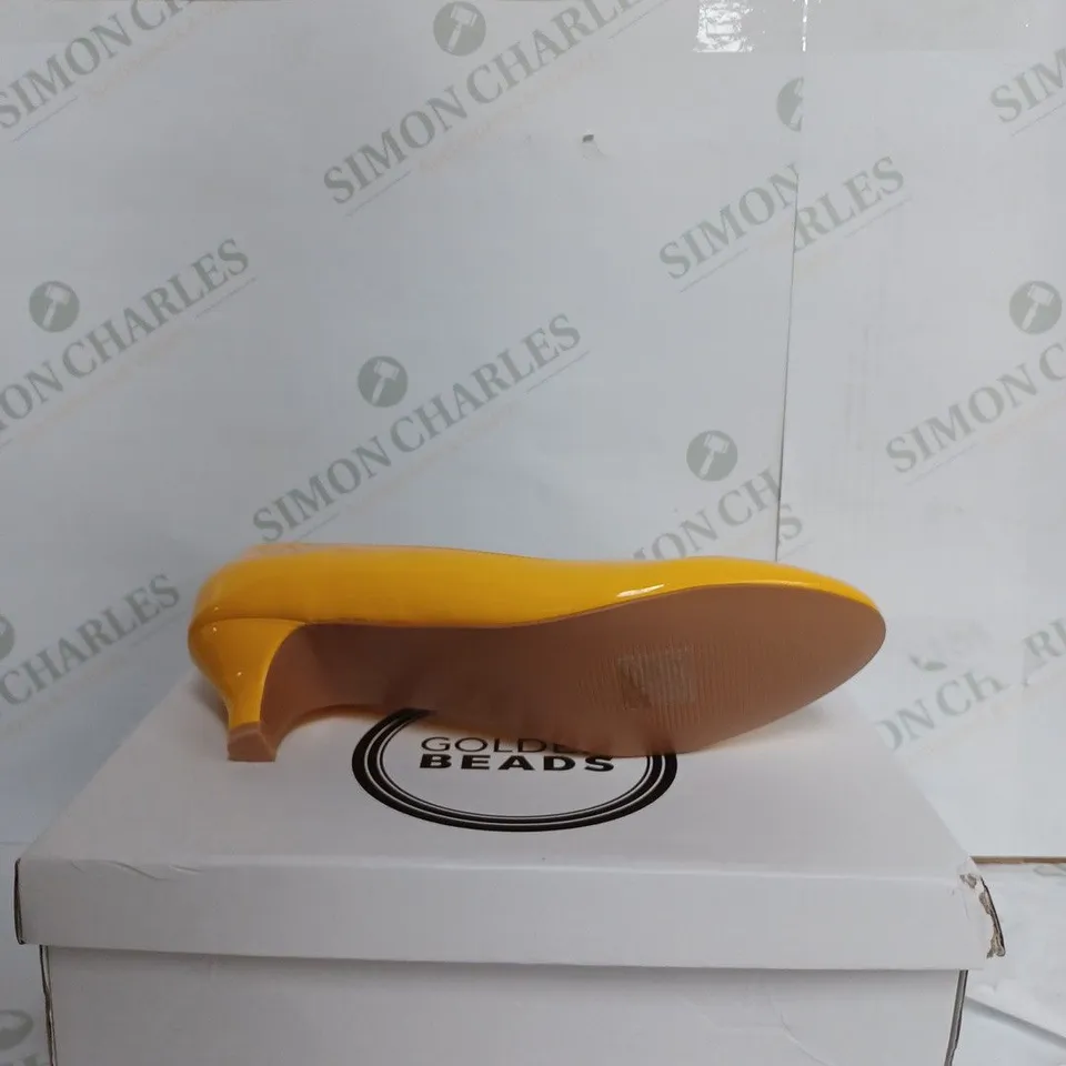 GOLDEN BEADS G-20 PLATFORM SHOES IN YELLOW PANTENT - EU 44
