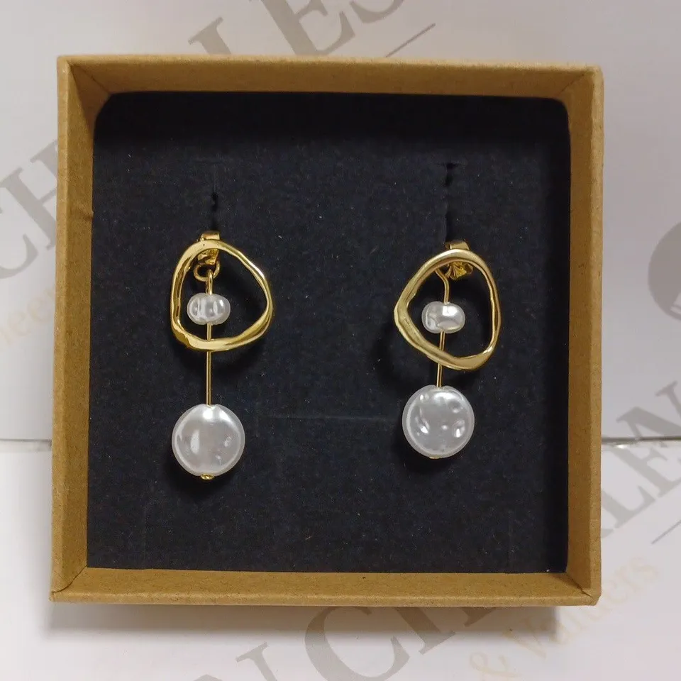 GOLD AND PEARL EFFECT DANGLE EARRINGS