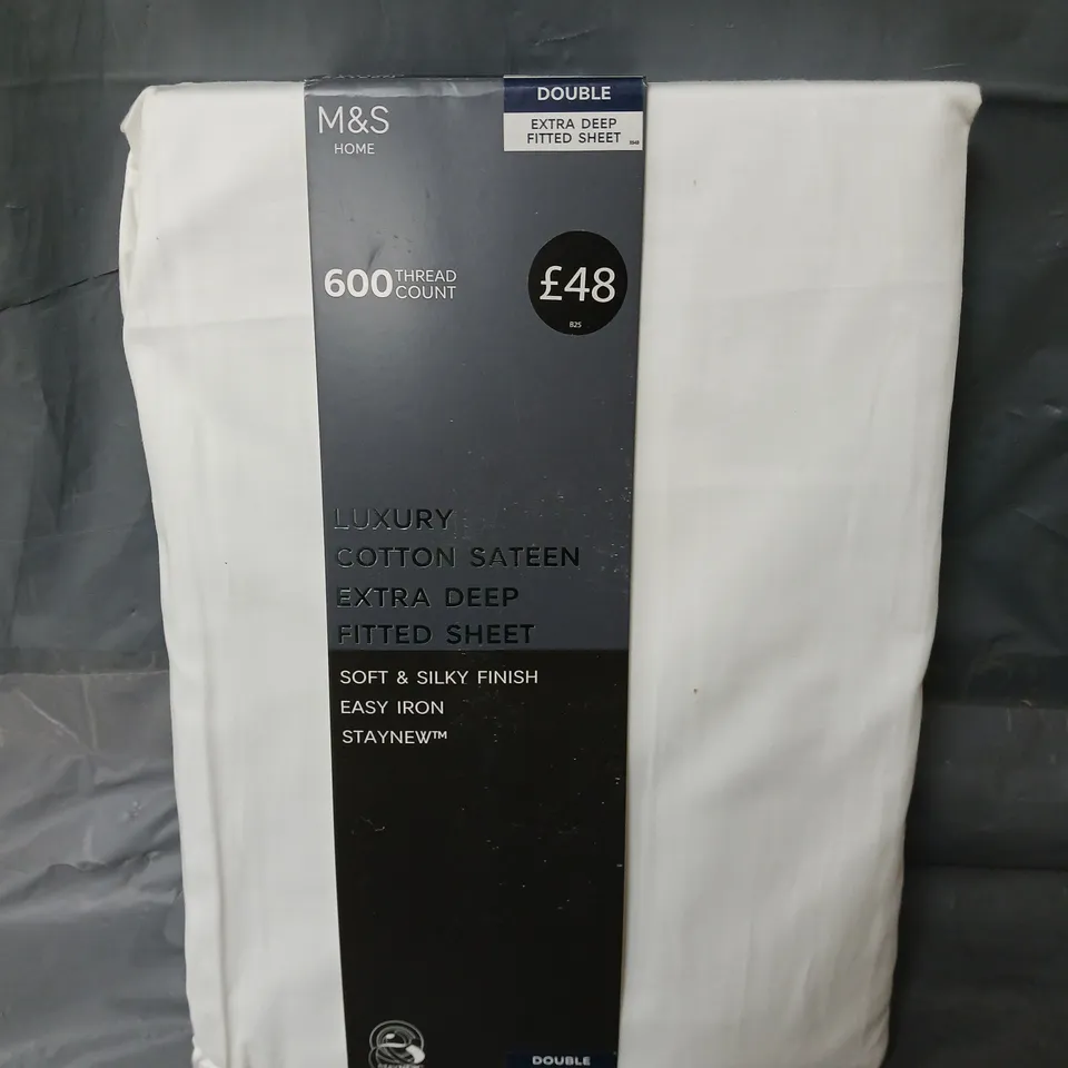 M&S HOME DOUBLE EXTRA DEEP FITTED COTTON SATEEN SHEET IN WHITE