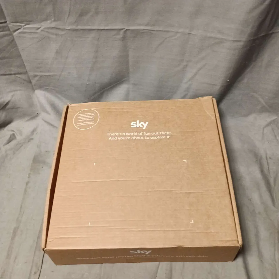 SKY ROUTER SR203HUK – BOXED 