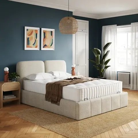 BOXED CLOUD BOUCLE OTTOMAN DOUBLE SIZE BED - NATURAL (3 BOXES)