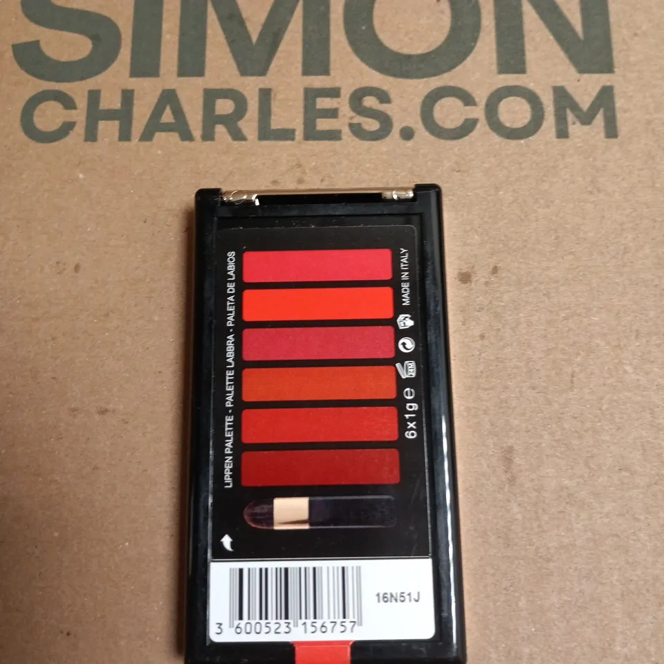 BOX OF APPROXIMATELY 12 L'OREAL COLOUR RICHE LA PALETTE LIPSTICK PALETTES RED