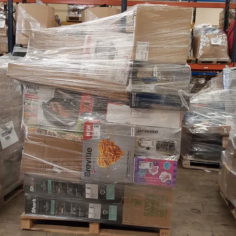 PALLET OF APPROXIMATELY 31 UNPROCESSED RAW RETURN HOUSEHOLD AND ELECTRICAL GOODS TO INCLUDE;