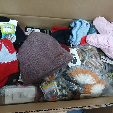 APPROXIMATELY 179 ITEMS OF ASSORTED CLOTHING AND ACCESSORIES TO INCLUDE; PROTEST CABLE BEANIE, WEST BEACH BOOZECAN BELT, COAL THE CREW, NEFF JET CAP, BARTS KIDS NOVELTY BEANIES AND TYR BOYS RACER