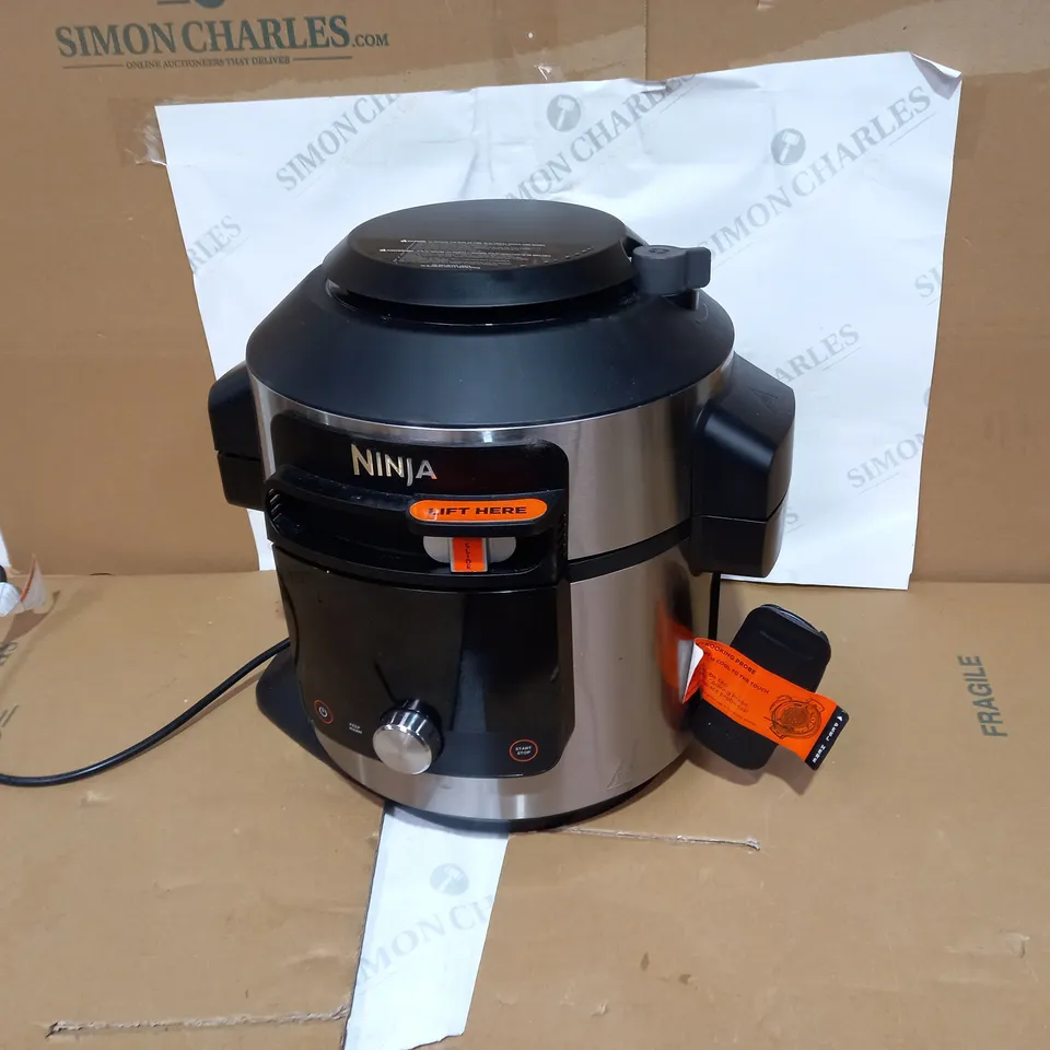 NINJA FOODI SMARTLID 7.5L 15 IN 1 MULTI COOKER & AIR FRYER