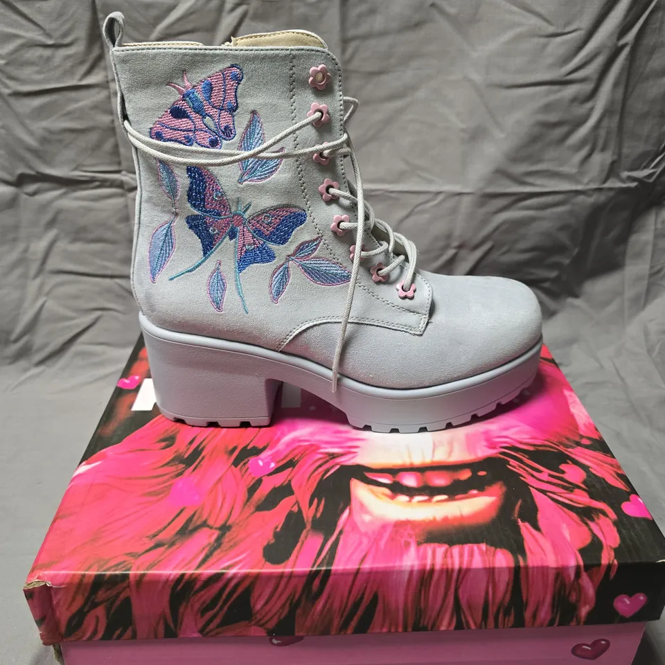 BOXED PAIR OF KOI BUTTERFLY DUNE SUEDE PLATFORM MILITARY BOOTS IN BLUE -  7