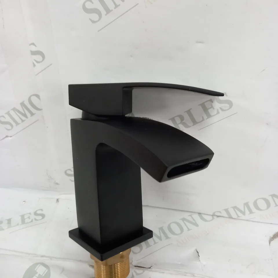 MATTE BLACK BASIN MIXER TAP