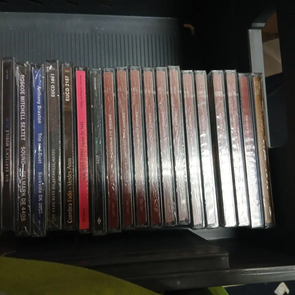 APPROXIMATELY 35 ASSORTED CD COLLECTION: JAZZ, POP & ROCK TITLES INCL. NOW THAT'S WHAT I CALL JAZZ & OUT OF THE BOX BOX SET