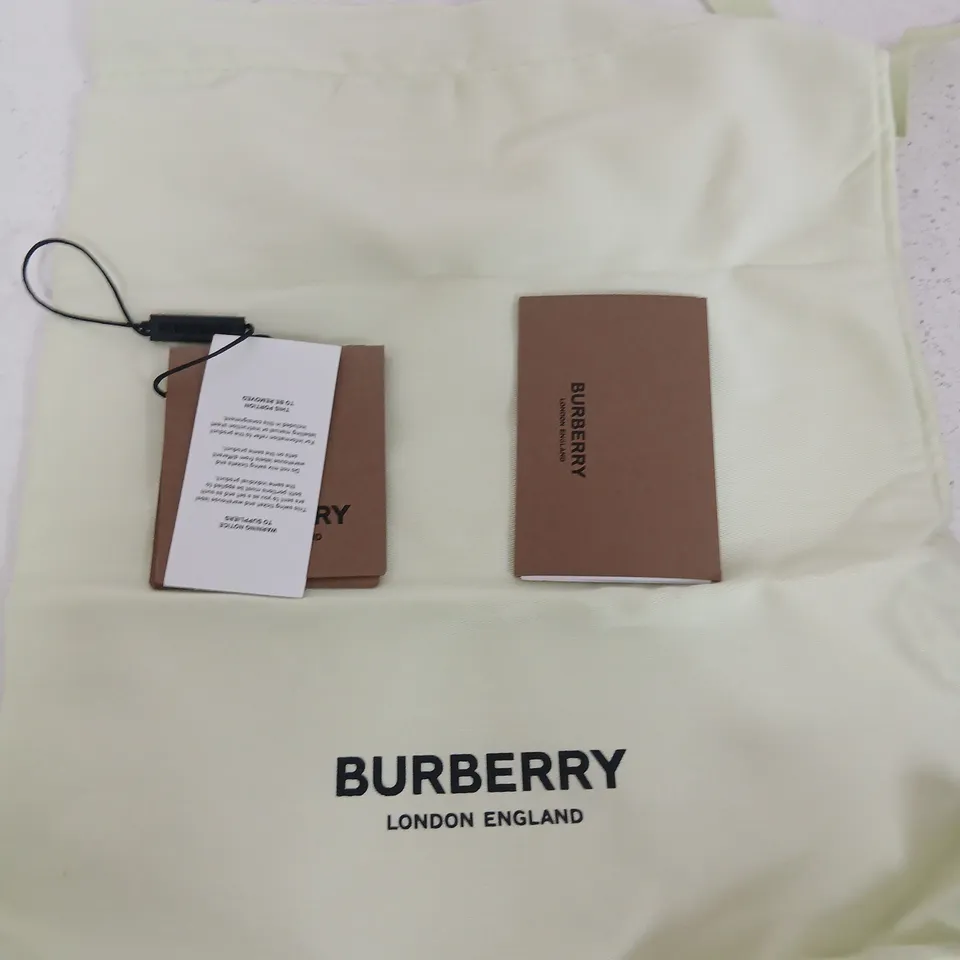 BURBERRY LOW TOP SNEAKER - UK 3 (EU 36), BLACK LEATHER WITH BEIGE BURBERRY CHECK