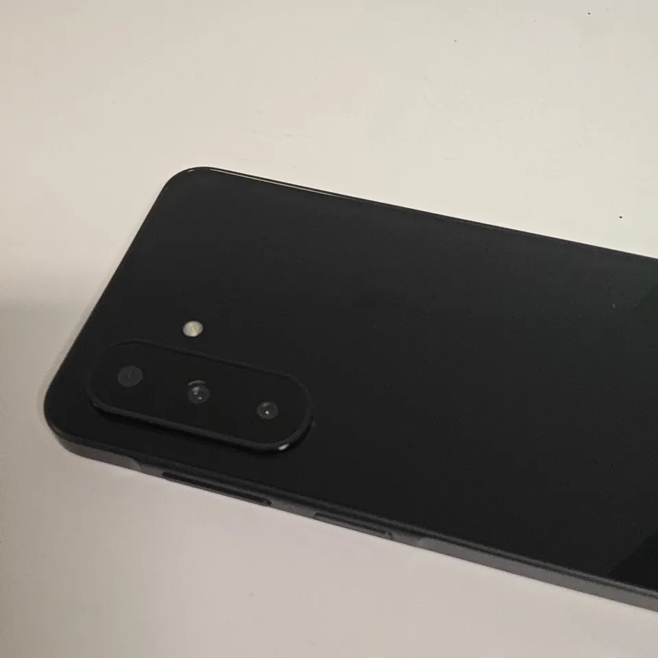BOXED SAMSUNG GALAXY A26 5G 8/256GB IN BLACK - SM-A266B