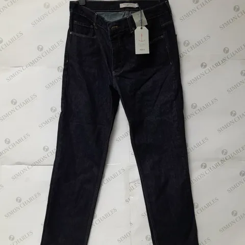 SEASALT MEN'S SLIM FIT COBLEMEN JEANS IN DARK WASH SIZE 32" WAIST
