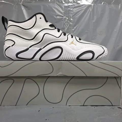 BOXED PAIR OF NIKE JORDAN TATUM 3 SHOES IN WHITE/BLACK/GOLD SIZE UK 13