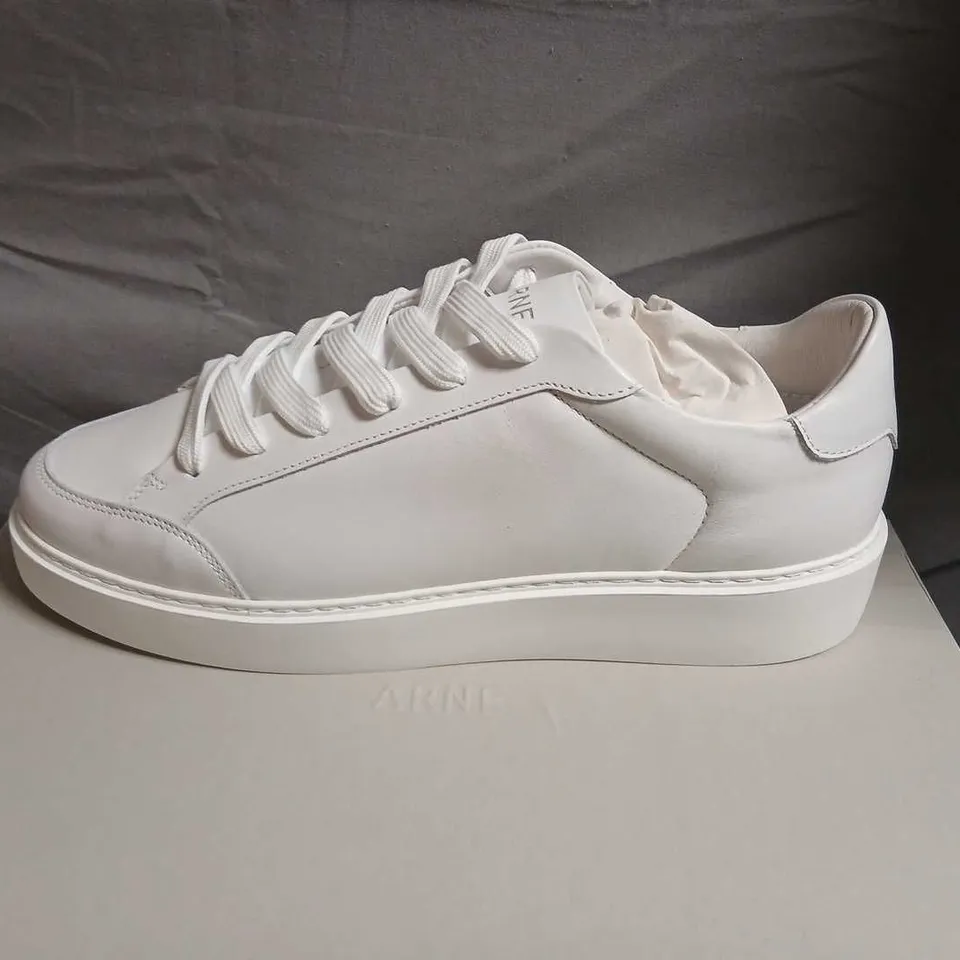 ARNE MID COURT TRAINER 2.0 WHITE SNEAKERS – UK 9 (EU 43)