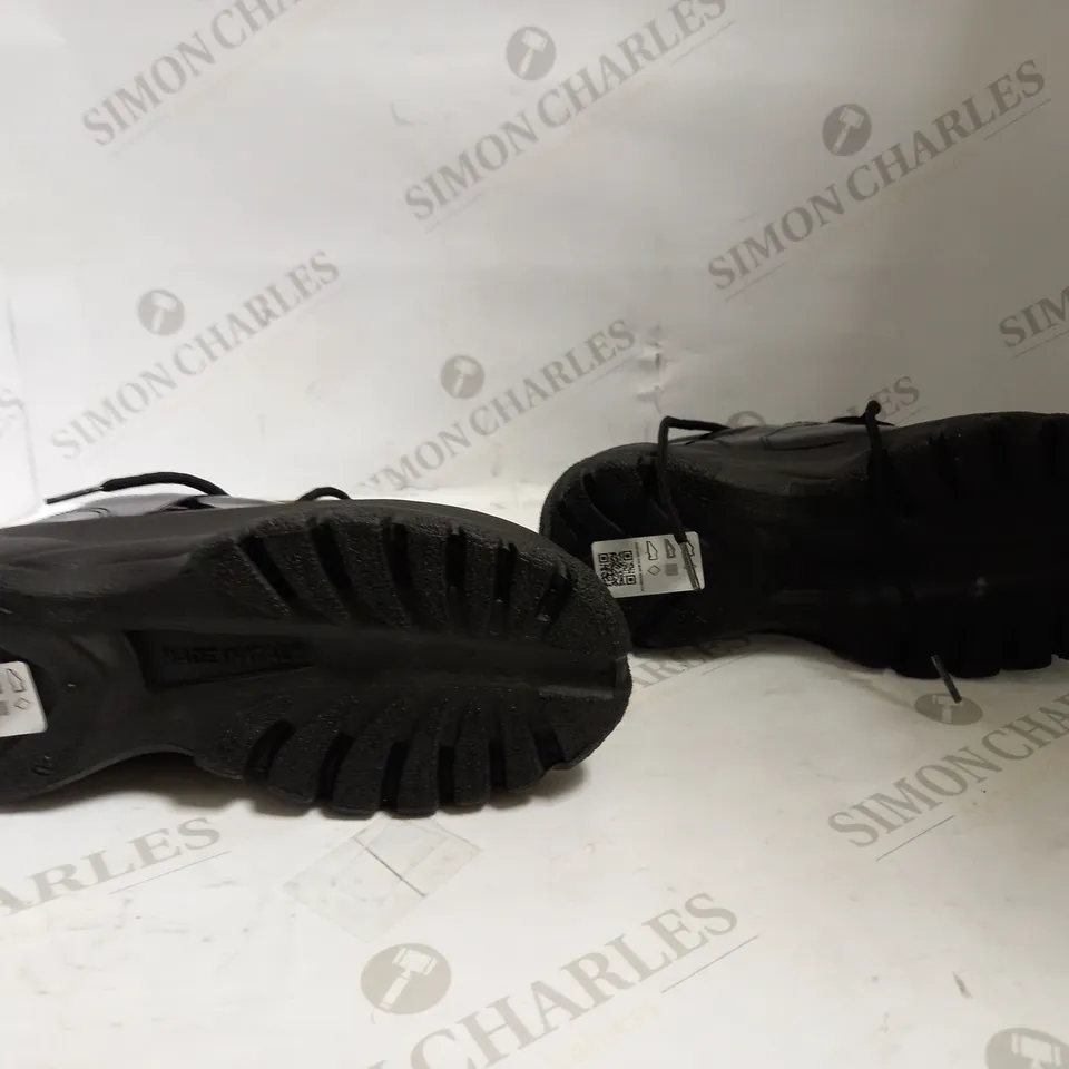 ASOS DESIGN PAVLOVA CHUNKY HIGH HEELED SHOES - BLACK SIZE UK 5 