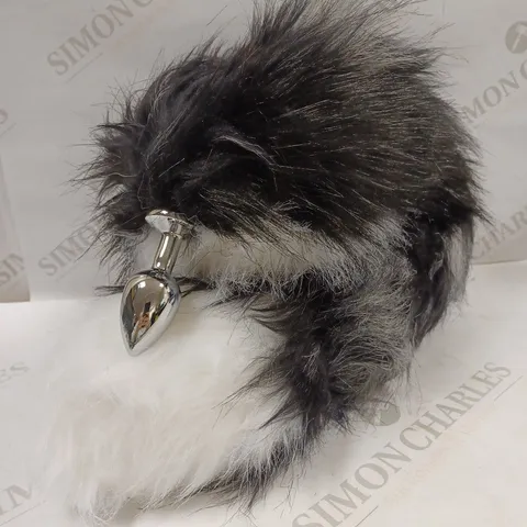 COSPLAY FAUX FUR GREY/WHITE ANIMAL TAIL BUTT PLUG